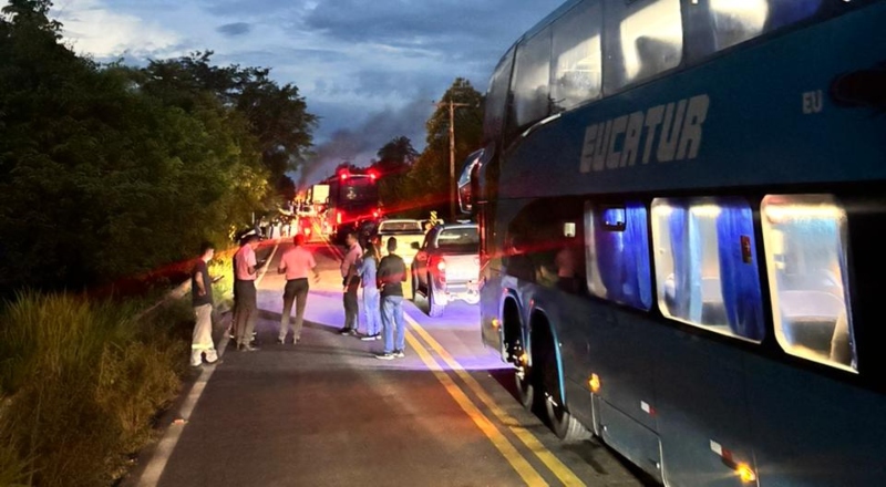 Interdição na BR-174 após 72 horas sem energia elétrica; assista ao vídeo.