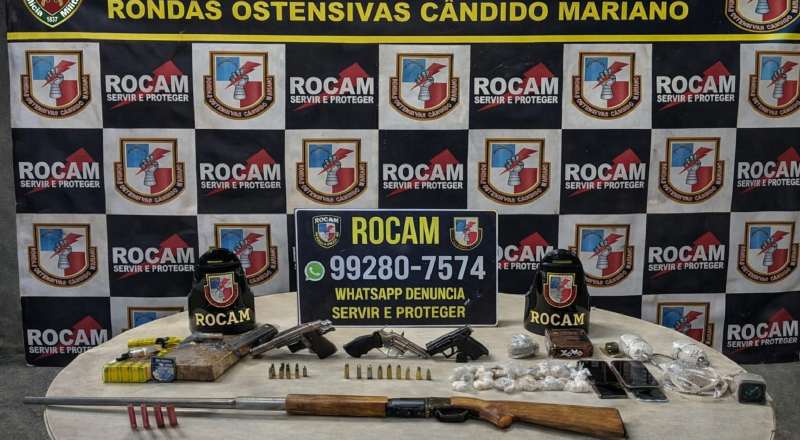 Dois bandidos morrem e três são presos em confronto no Rio Preto