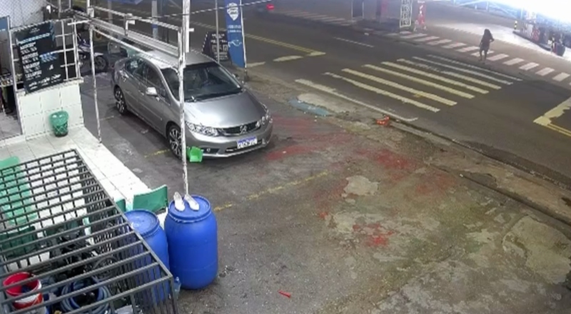 Motorista atropela idosa na faixa de pedestre e se evadiu