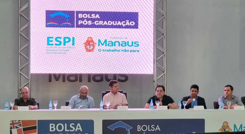 Prefeitura de Manaus lança editais do Bolsa Idiomas e Pós-Graduação