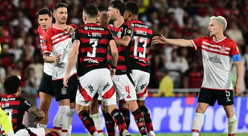 Flamengo enfrenta o Estudiantes na Libertadores e busca vitória