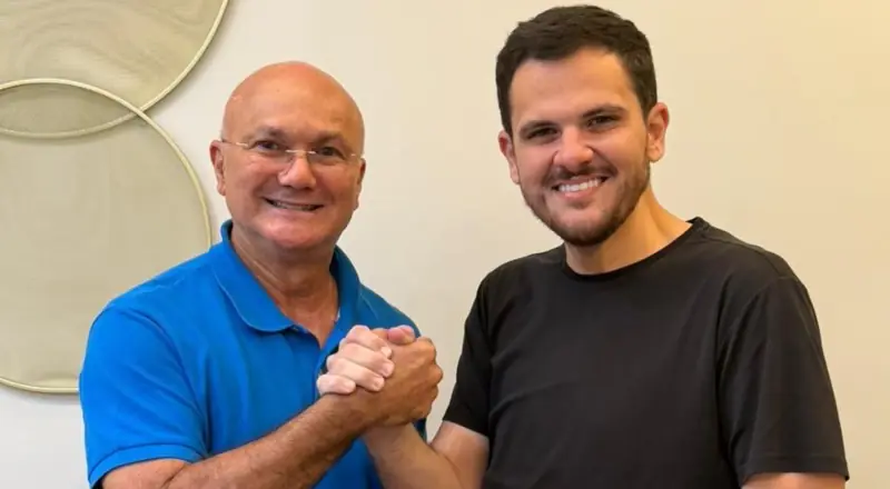 Menezes é convidado por Renato Júnior para disputar o cargo de deputado