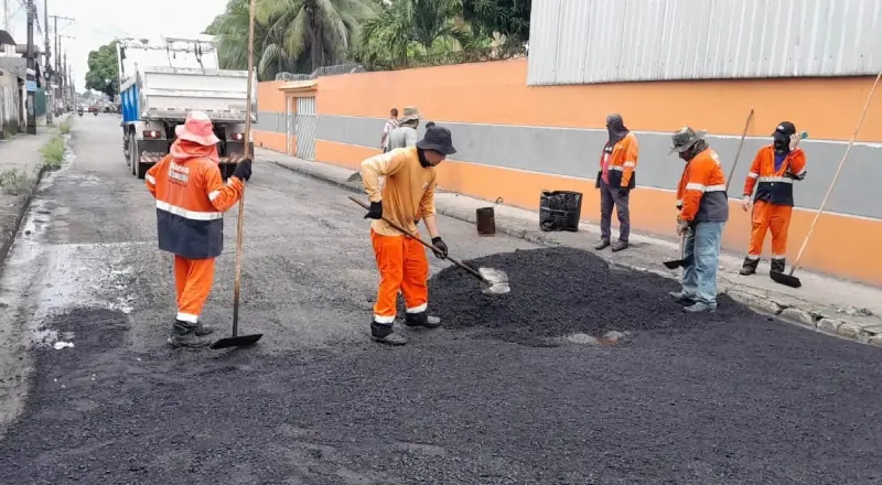 Prefeitura de Manaus intensifica recuperação asfáltica em Santo Antônio