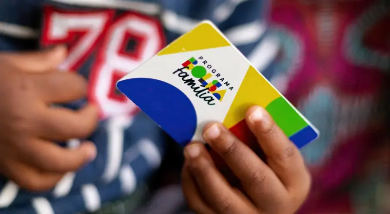 Beneficiários com NIS final 3 recebem Bolsa Família hoje
