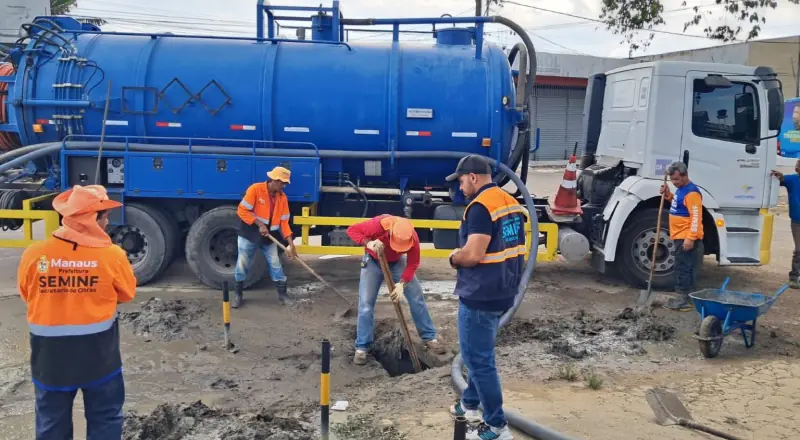 Prefeitura intensifica limpeza de drenagem no bairro Tarumã para melhorar qualidade de vida