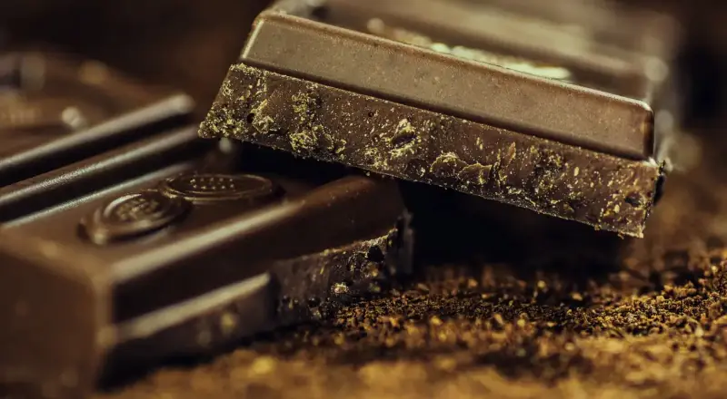 Produtos com pouco cacau não poderão ser vendidos como chocolate no Brasil: Entenda as Novas Regras