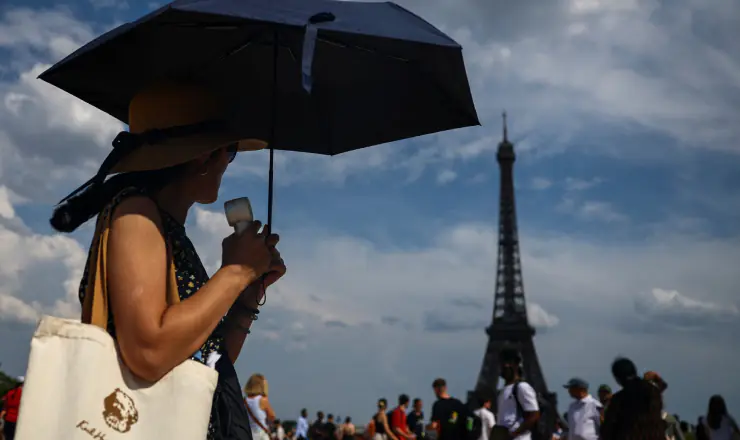 Onda de calor faz vítimas na França e gera preocupação nacional