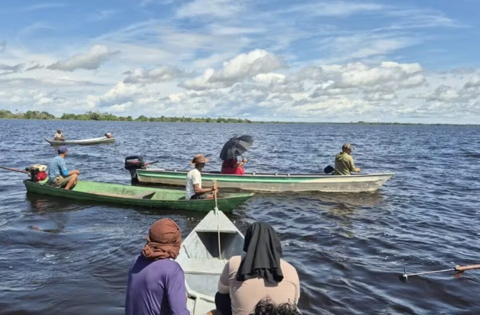 Família desaparecida em rio de Itacoatiara é resgatada com bebê