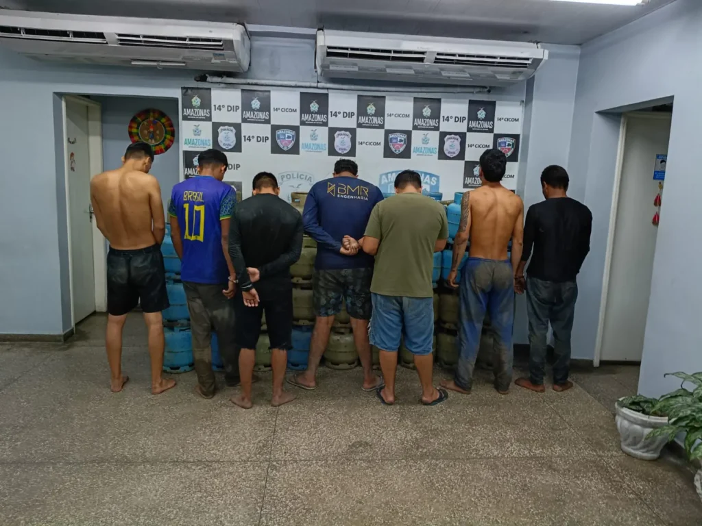 Nem deu tempo de cozinhar: homens presos por roubo de gás em Manaus