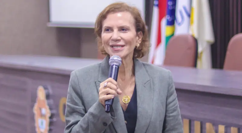 Yomara Lins fortalece atuação no meio cristão e cuida da família