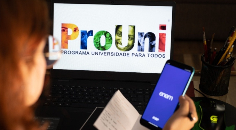 Bolsistas do Prouni podem receber auxílio mensal de R$ 700 hoje