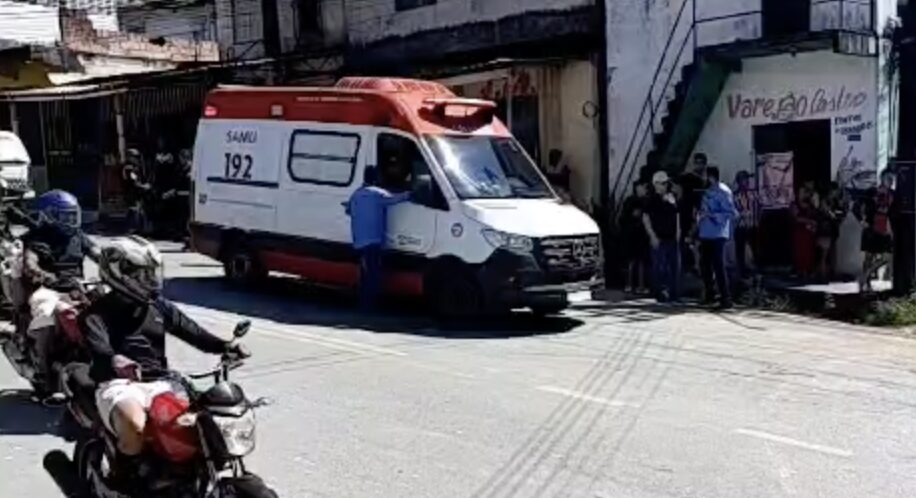 Motociclista morre após ser esmagado por caçamba; veja detalhes