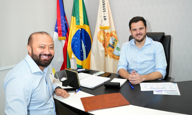 Prefeito Renato Junior celebra: Manaus avança na educação municipal