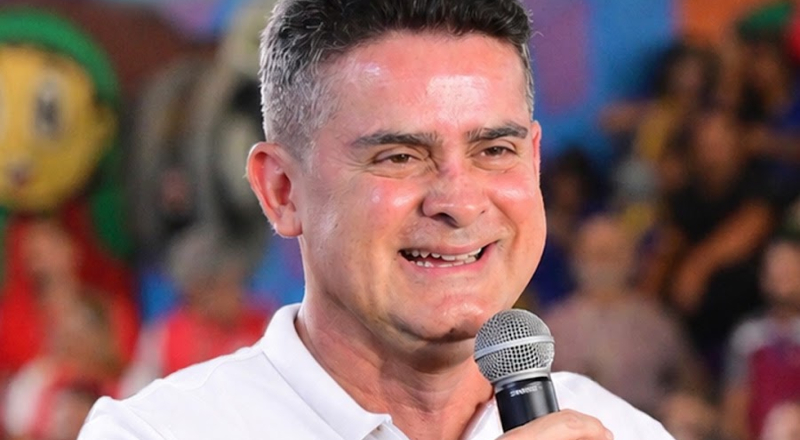 David Almeida participa do primeiro debate das Eleições 2026 e destaca soluções para o Amazonas