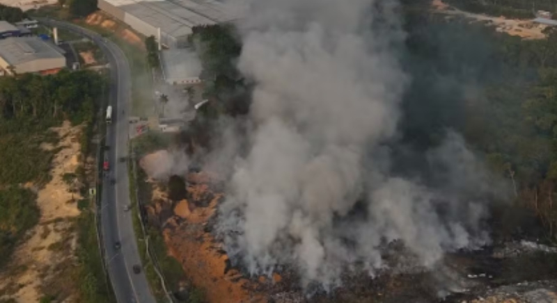 Fumaça toma Manaus e causa caos no Distrito Industrial