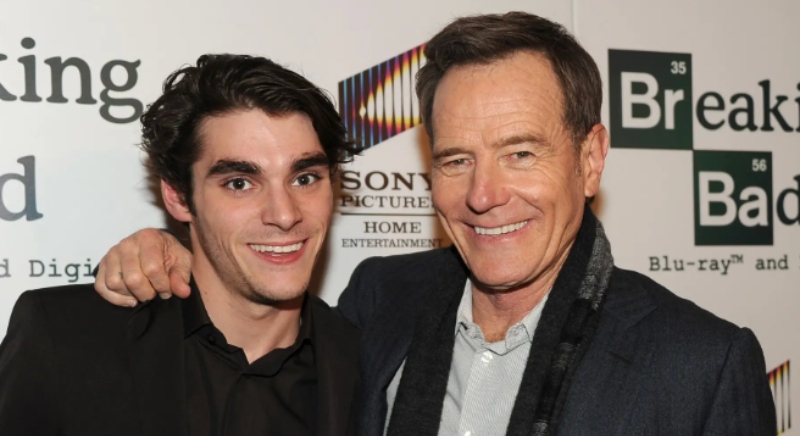 Bryan Cranston lamenta morte de RJ Mitte e fala de saúde mental
