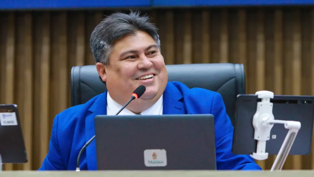 No Dia do Servidor Público, David Reis destaca os profissionais da Câmara Municipal de Manaus