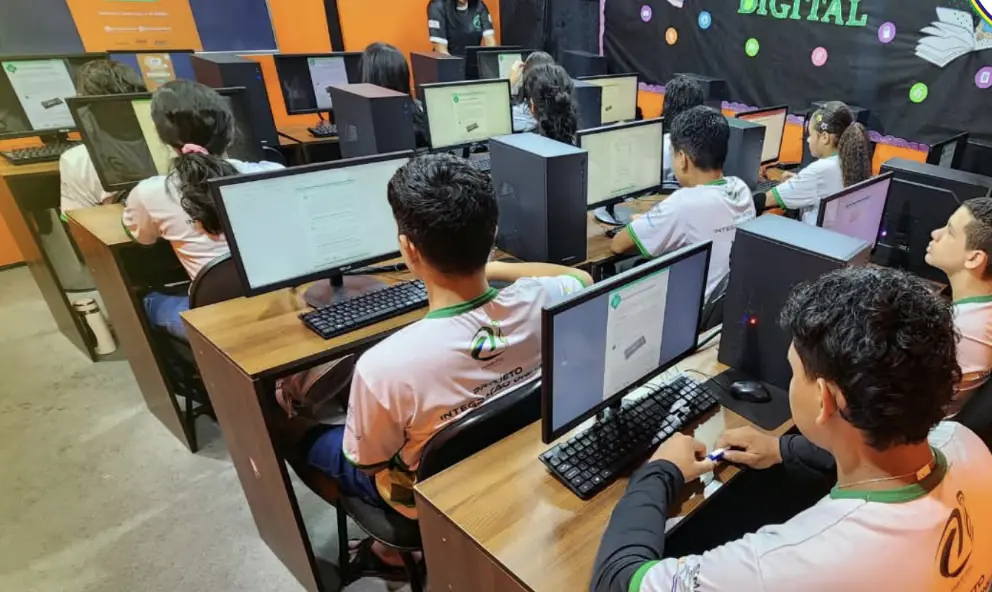 Curso gratuito de informática: 100 vagas para jovens no Coroado
